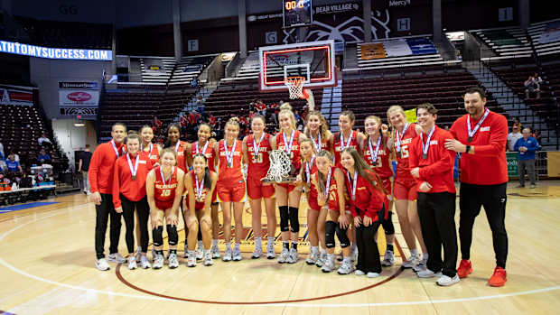 Incarnate Word-Rock Bridge Missouri girls basketball March 18 2023 Ron Rigdon 19318